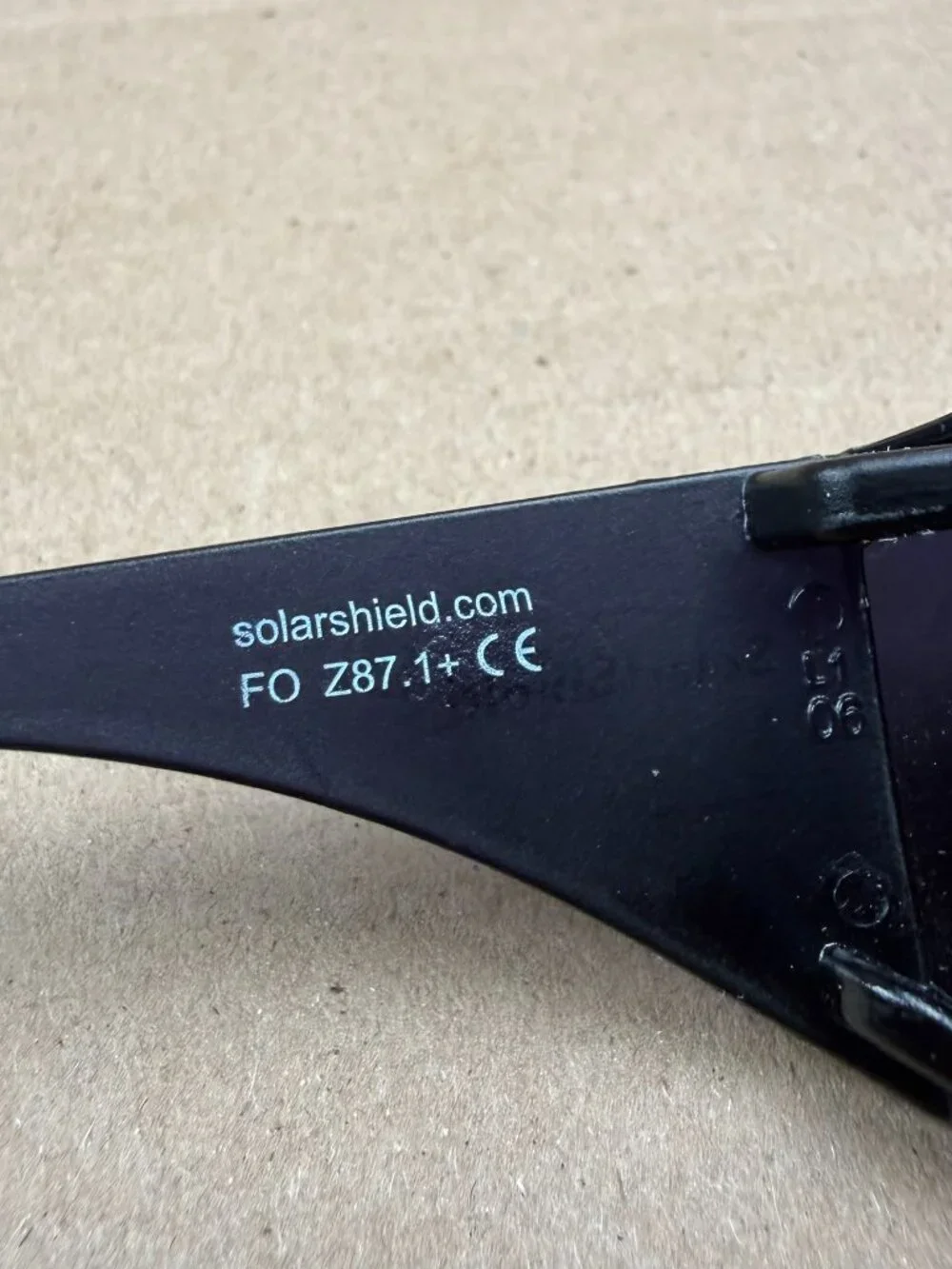 Solar Shield Over Glasses Sunglasses Major Lens Scratches